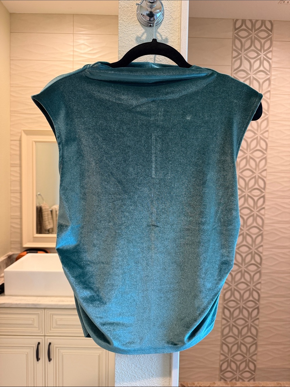 Sleeveless Green Shimmer Top -